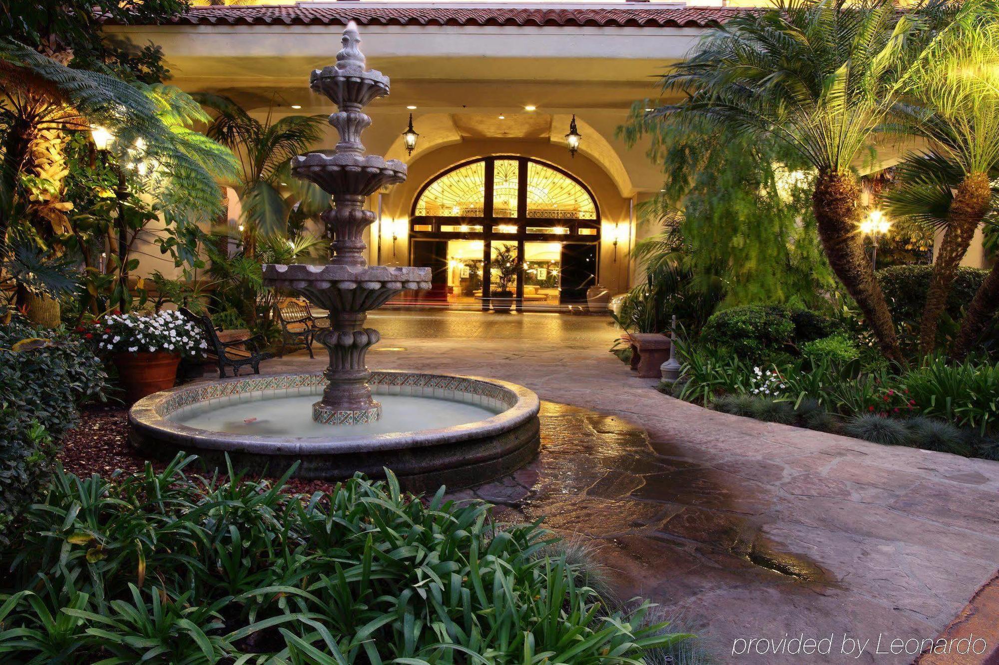 Embassy Suites By Hilton Santa Ana Orange County Airport Dalaman gambar