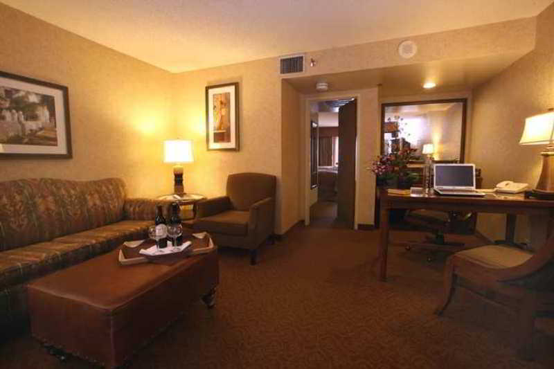 Embassy Suites By Hilton Santa Ana Orange County Airport Bilik gambar